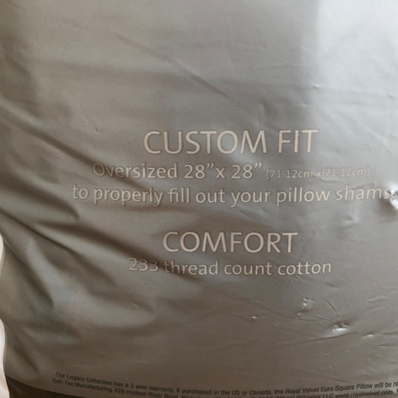 Royal Velvet Pillow Large Square White, 233 thread cotton (28 x 28 in) NIB - Picture 6 of 6